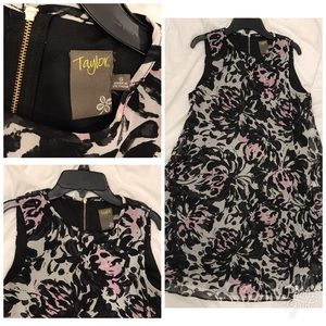 💙2/$26 NWOT Taylor floral dress